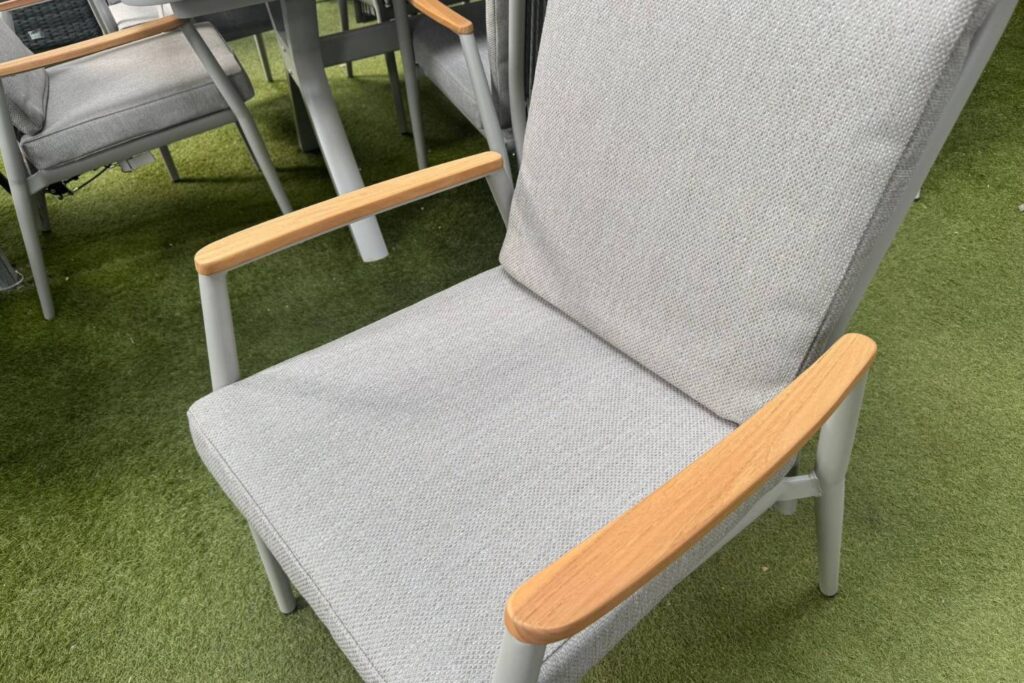 Cosby 4 Seater Reclining Dining Set in Natural